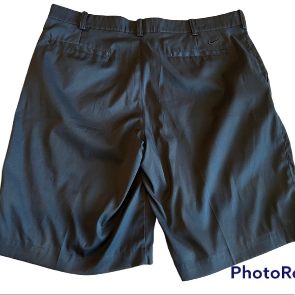 Nike Golf Shorts - Picture 5 of 5